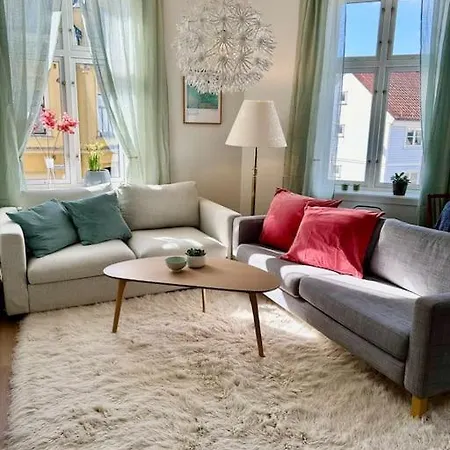 Sentralt Og Romslig I Sentrum