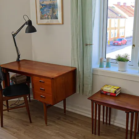 Sentralt Og Romslig I Sentrum 아파트